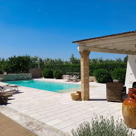 La Cuccuvascia Pool House By Lovesud