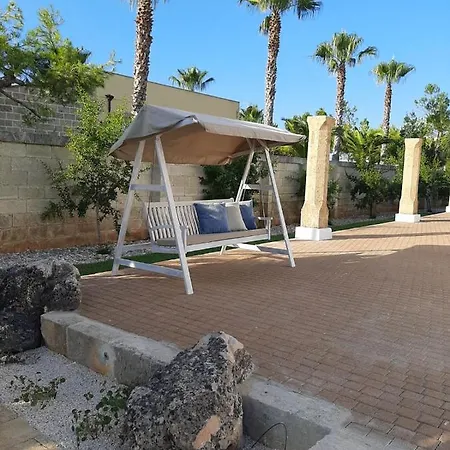 La Cuccuvascia Pool House By Lovesud Holiday home