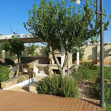 La Cuccuvascia Pool House By Lovesud Casa vacanze